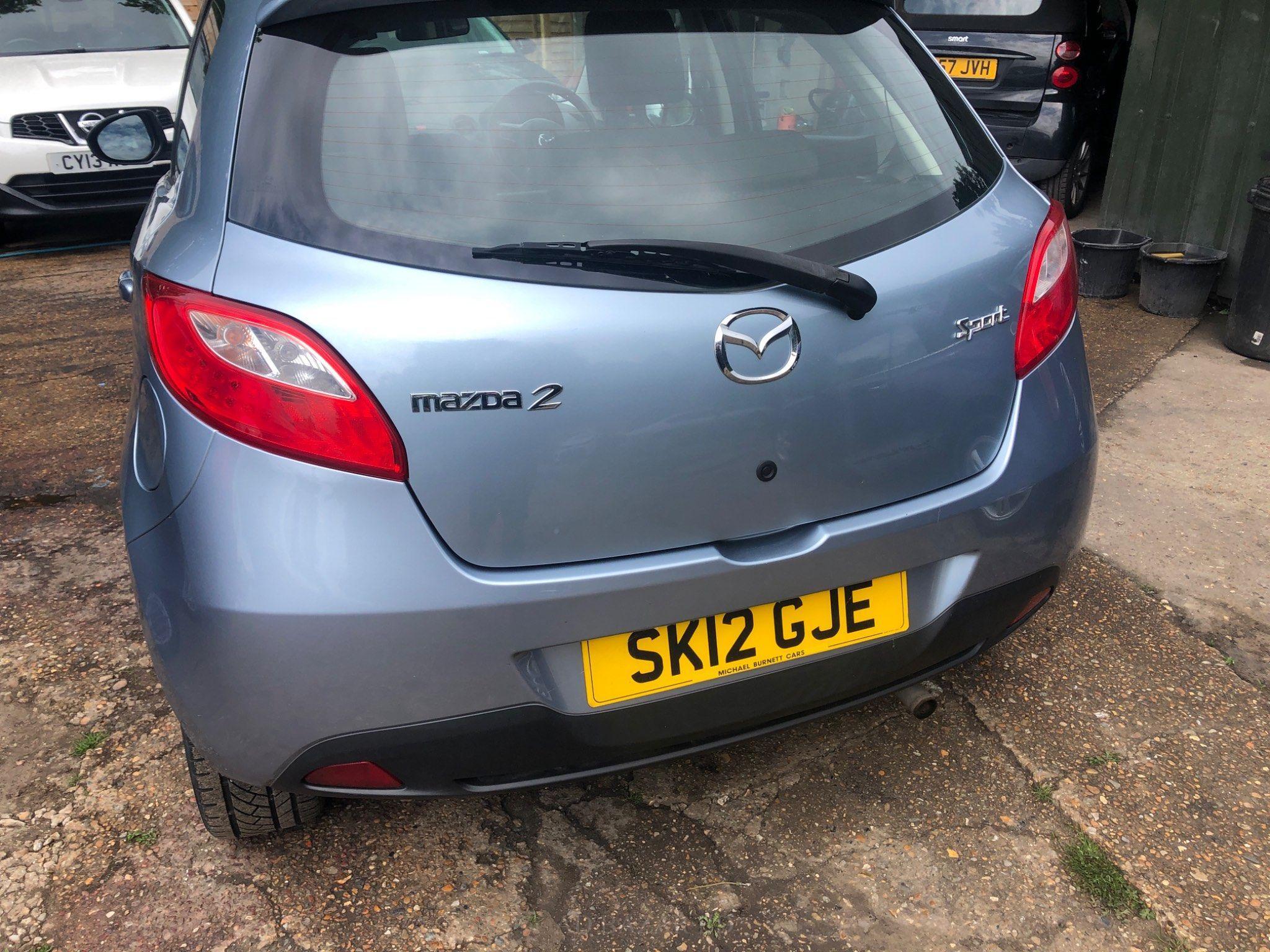 Mazda Mazda2 SPORT 5-Door 2012